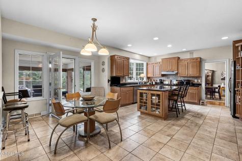 37 Forest Drive Voorheesville NY 12186