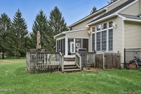 37 Forest Drive Voorheesville NY 12186