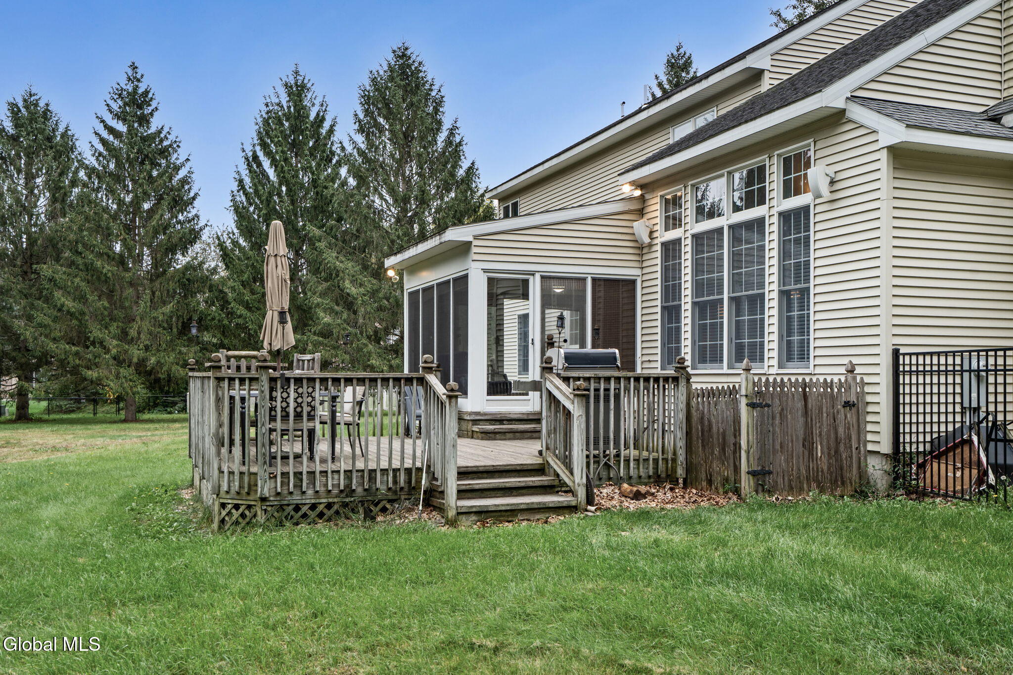 37 Forest Drive Voorheesville NY 12186