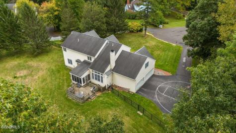 37 Forest Drive Voorheesville NY 12186