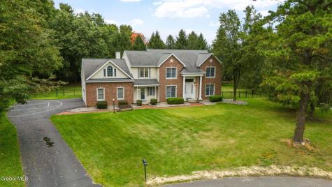 37 Forest Drive Voorheesville NY 12186