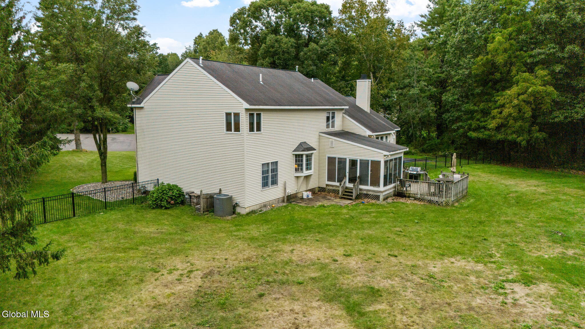 37 Forest Drive Voorheesville NY 12186