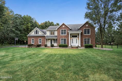 37 Forest Drive Voorheesville NY 12186