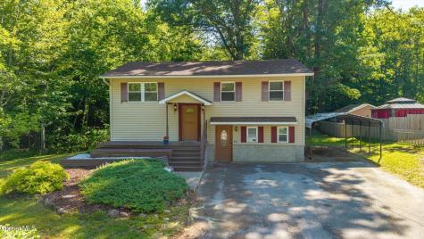 11 Greybirch Trail Milton NY 12020