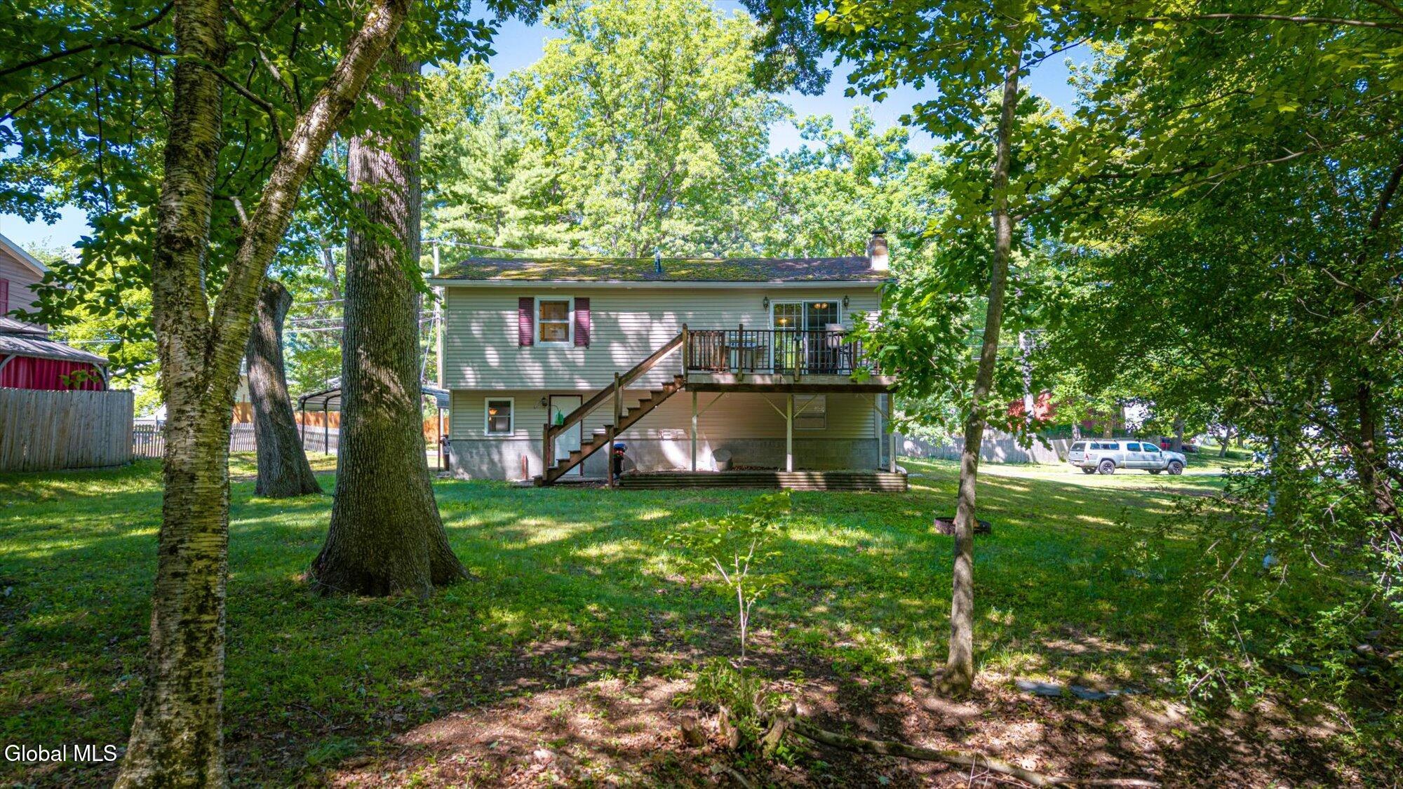 11 Greybirch Trail Milton NY 12020