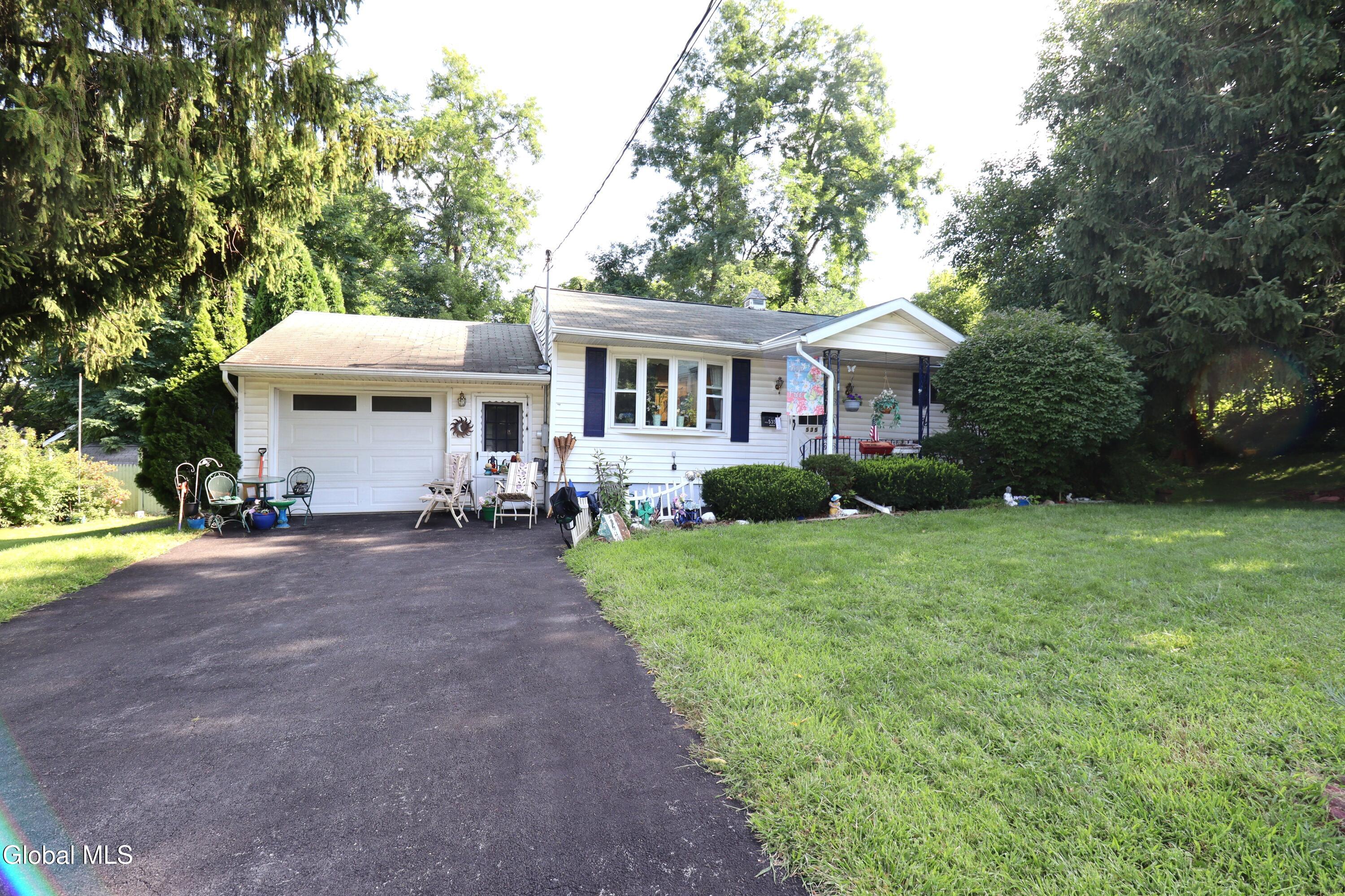 535 Salina Street Schenectady NY 12308
