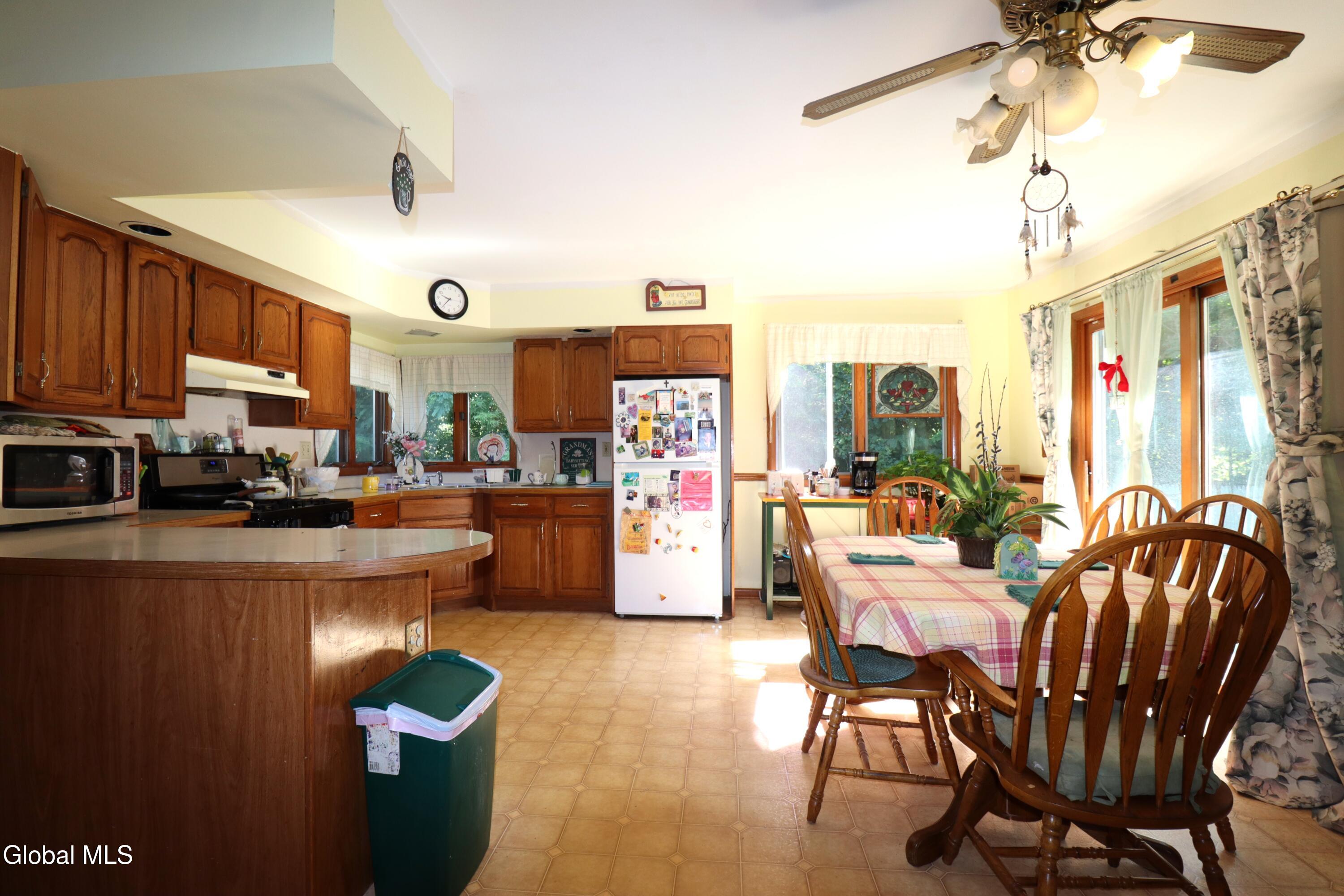 535 Salina Street Schenectady NY 12308