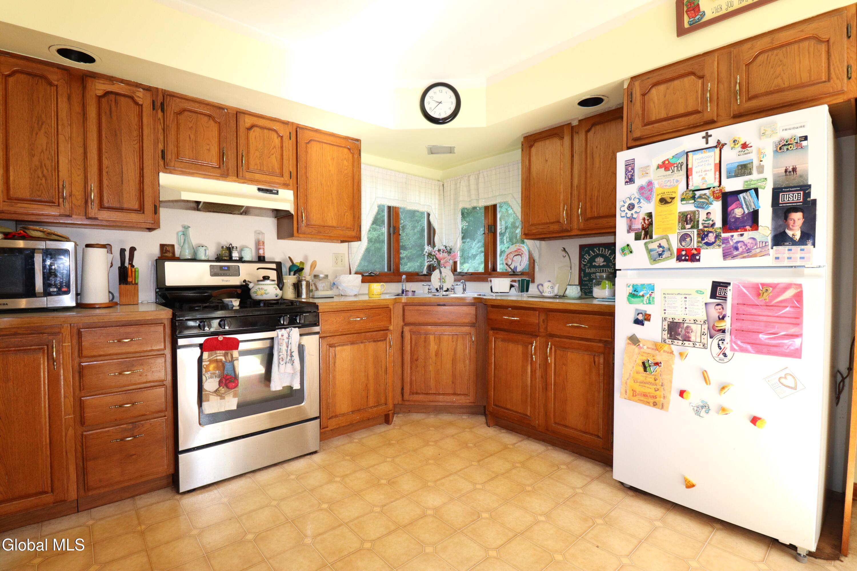 535 Salina Street Schenectady NY 12308