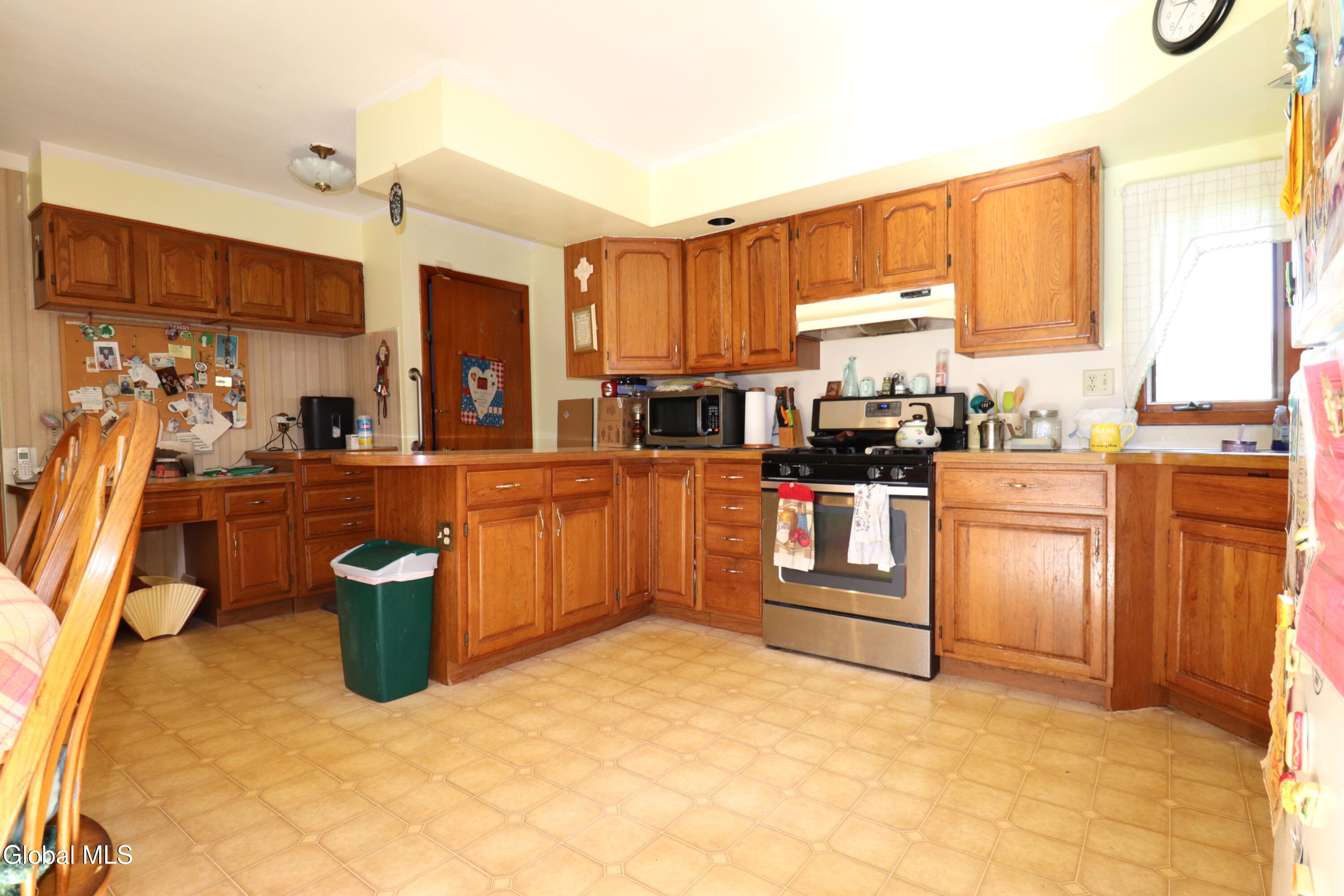 535 Salina Street Schenectady NY 12308