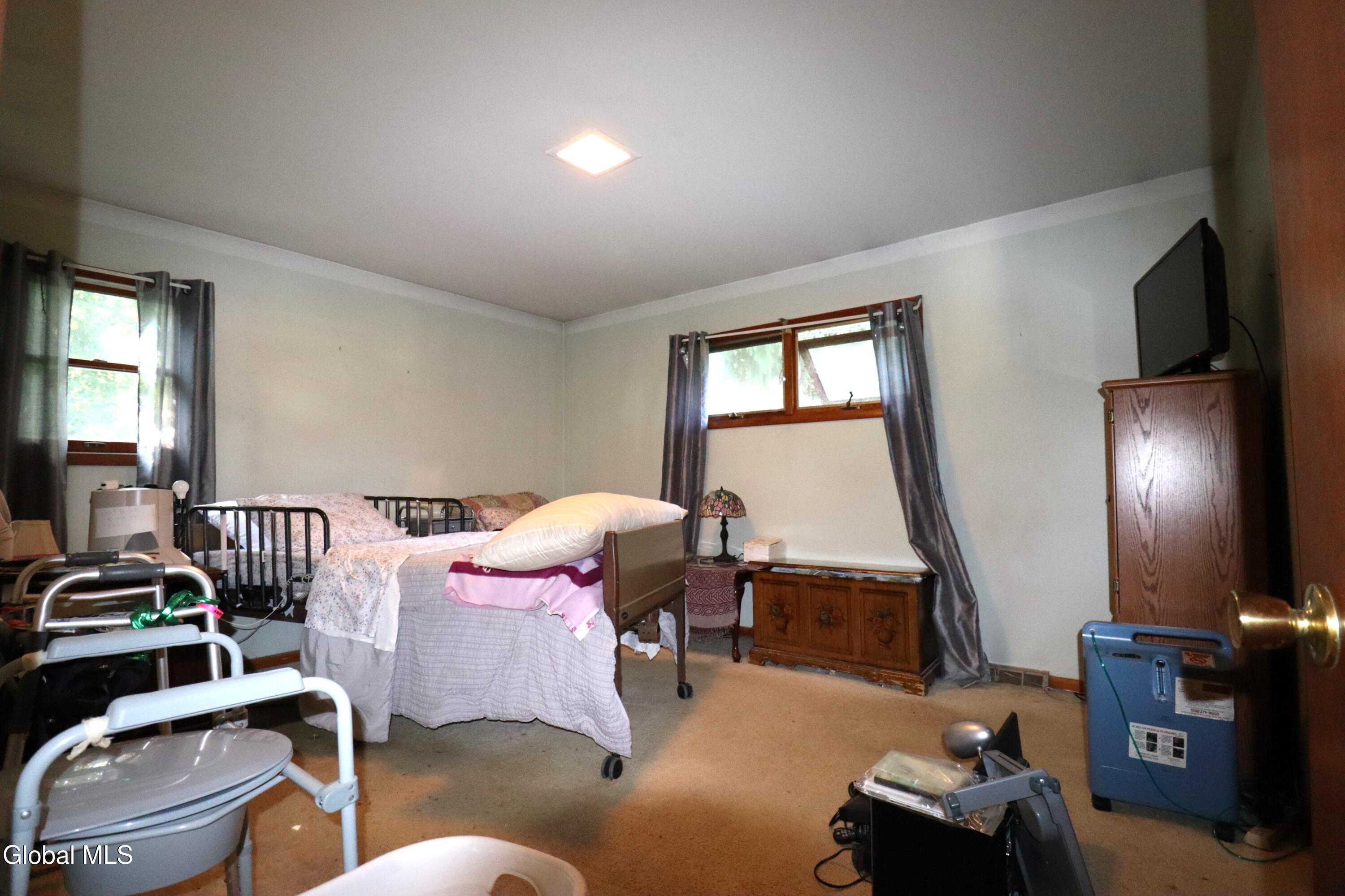 535 Salina Street Schenectady NY 12308