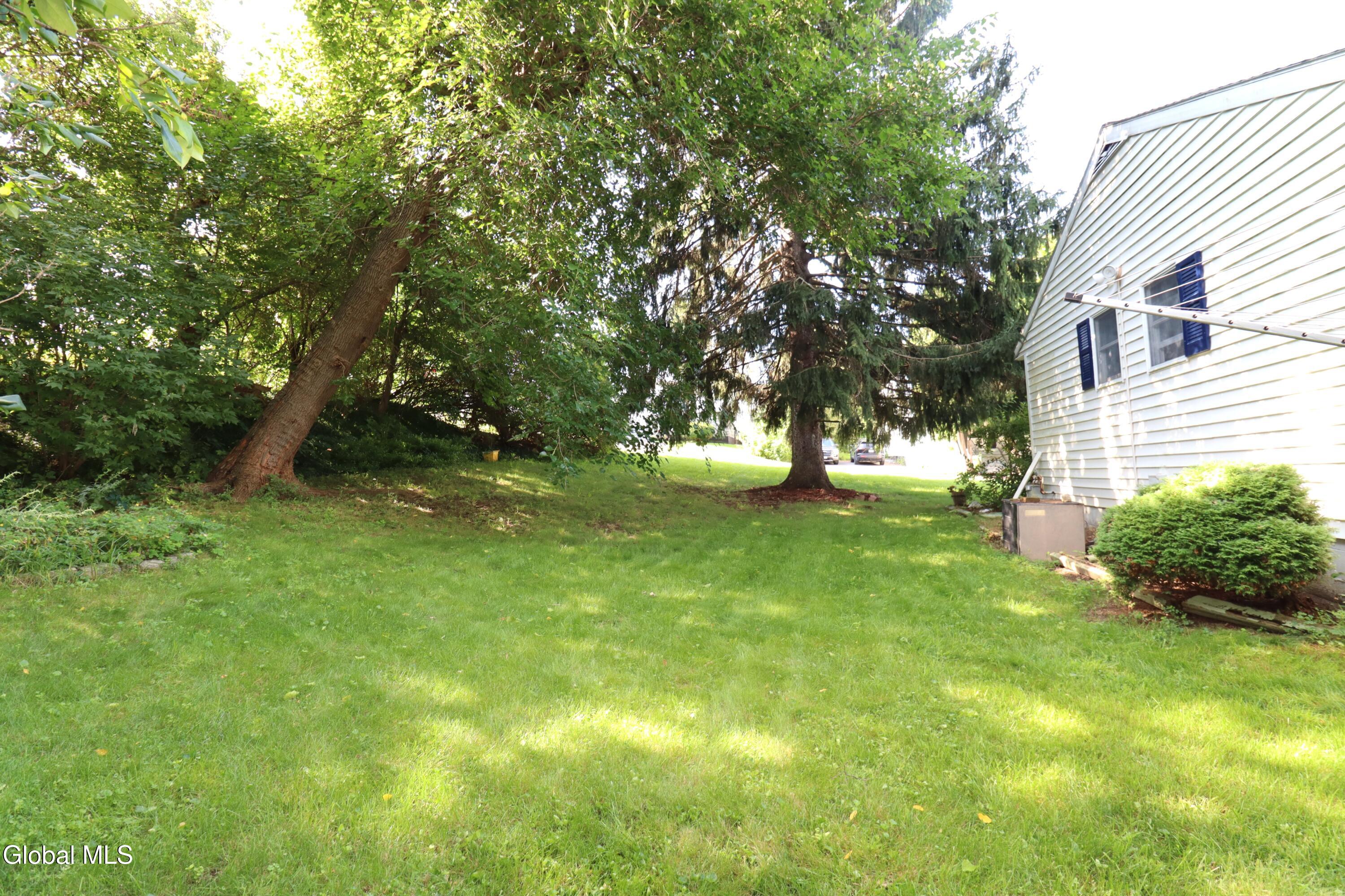 535 Salina Street Schenectady NY 12308