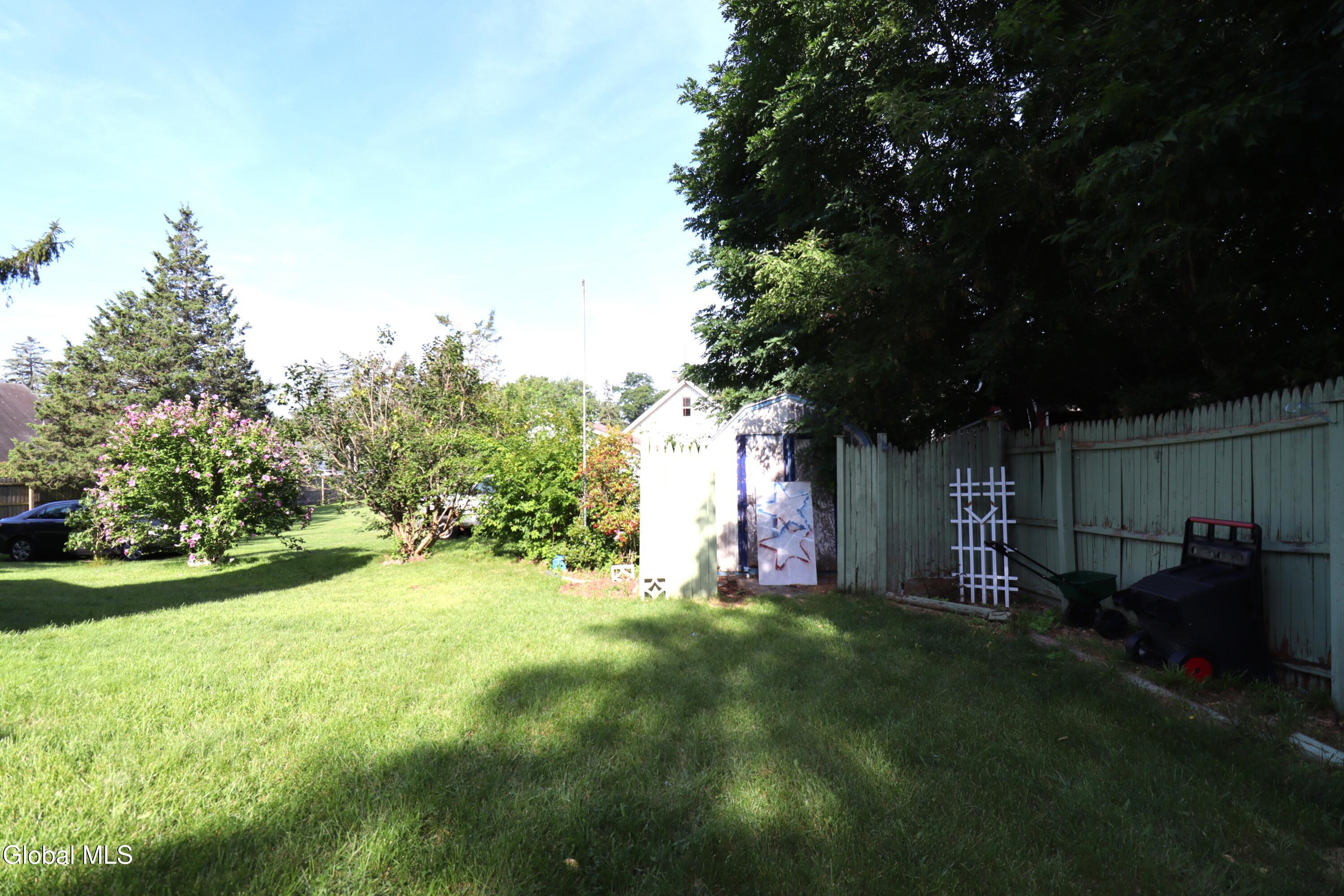 535 Salina Street Schenectady NY 12308
