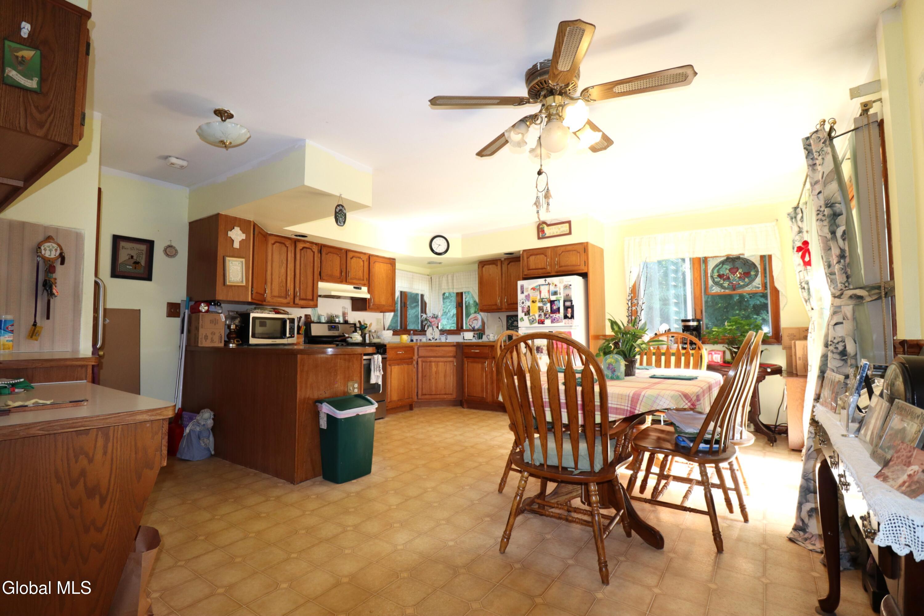 535 Salina Street Schenectady NY 12308