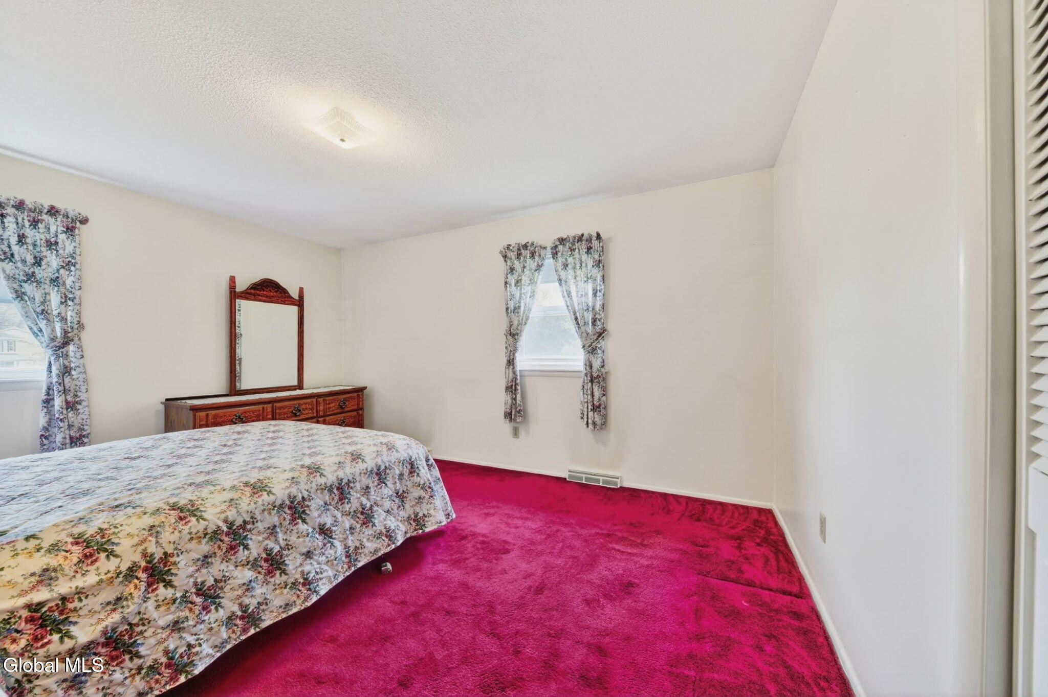 5 Fairmont Drive Albany NY 12205