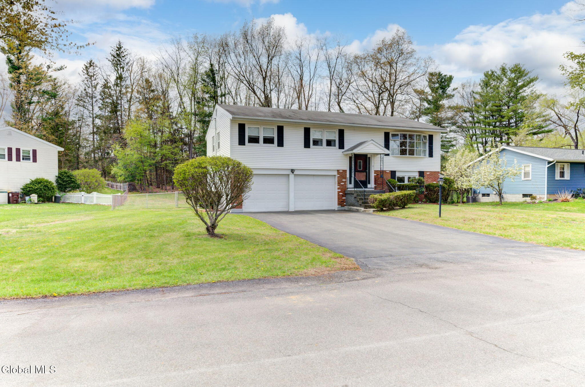5 Fairmont Drive Albany NY 12205