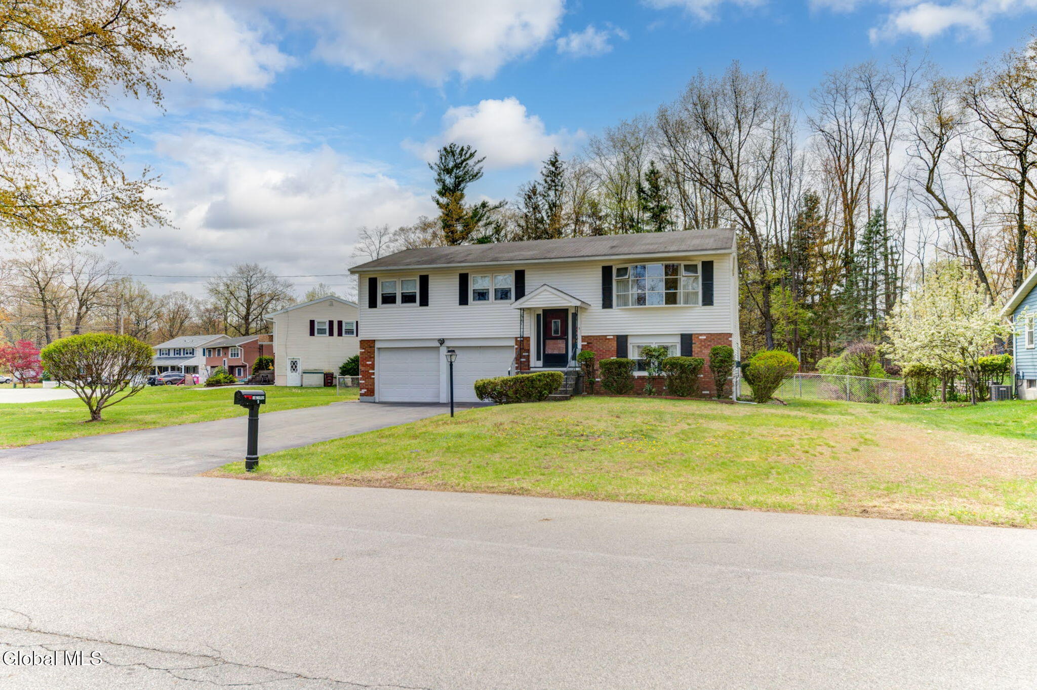 5 Fairmont Drive Albany NY 12205
