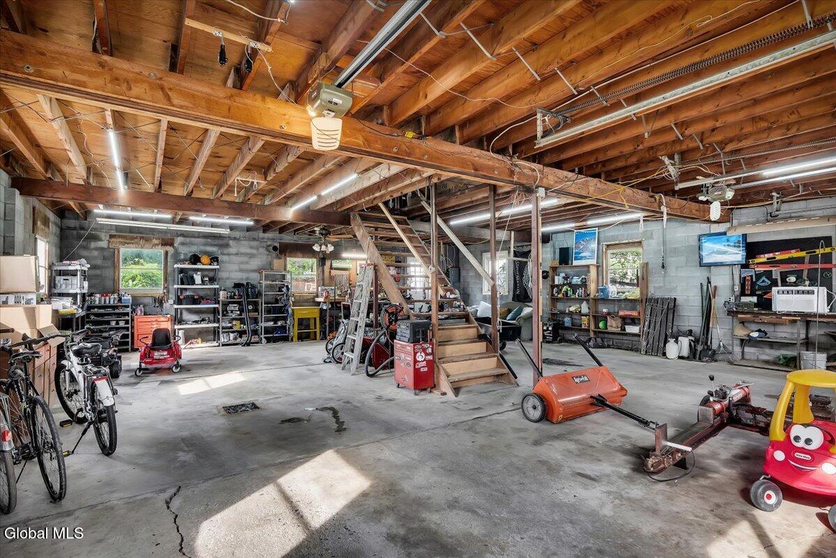 7 North Road Clarksville NY 12041