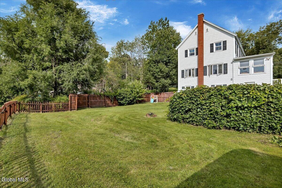 7 North Road Clarksville NY 12041