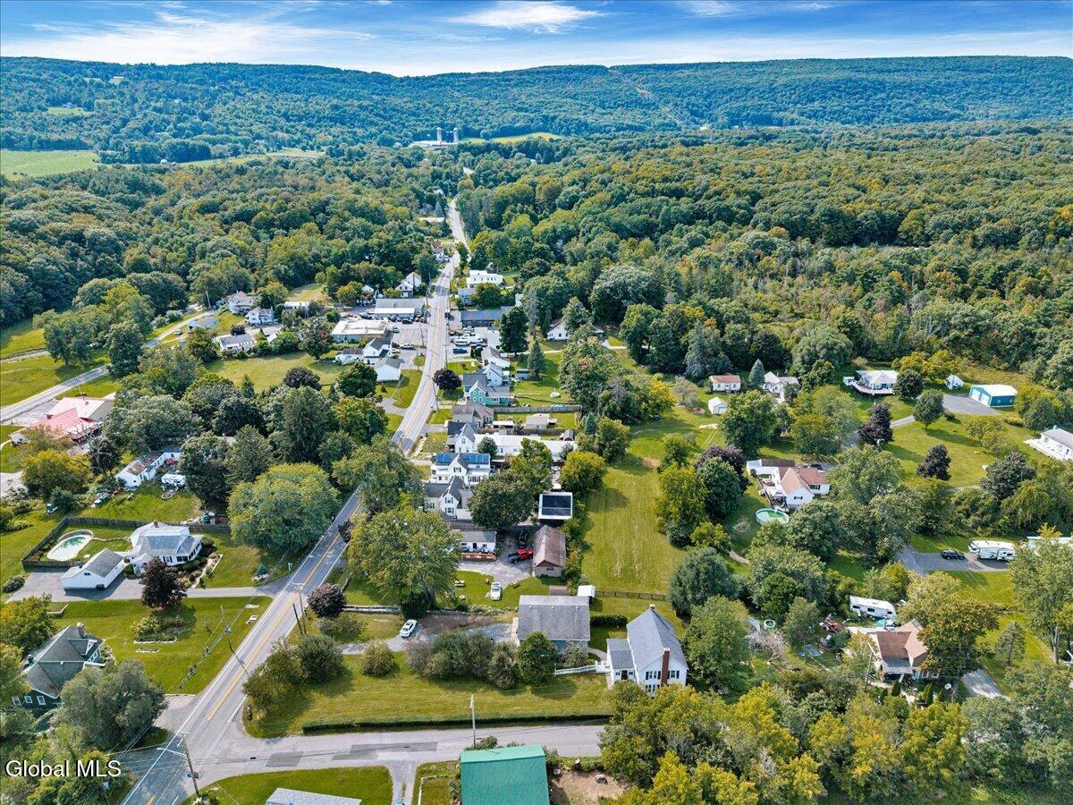7 North Road Clarksville NY 12041
