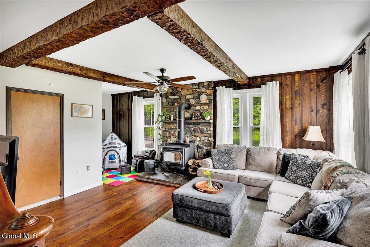 7 North Road Clarksville NY 12041