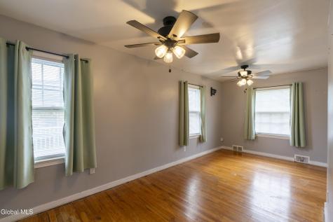 319 Princetown Road Schenectady NY 12306
