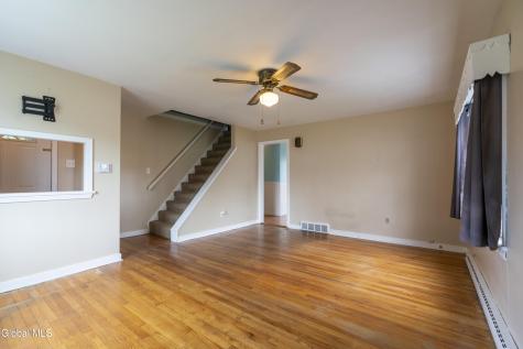 319 Princetown Road Schenectady NY 12306
