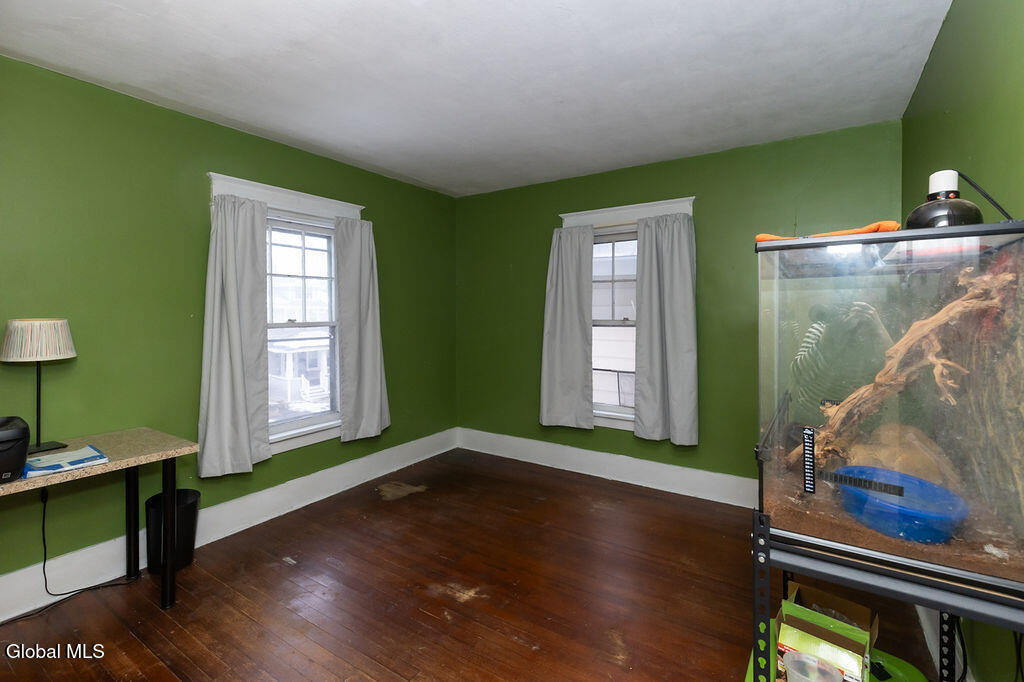 417 Cora Street Schenectady NY 12306