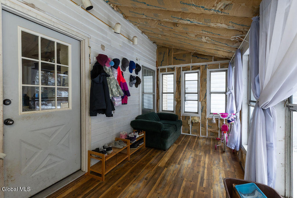417 Cora Street Schenectady NY 12306