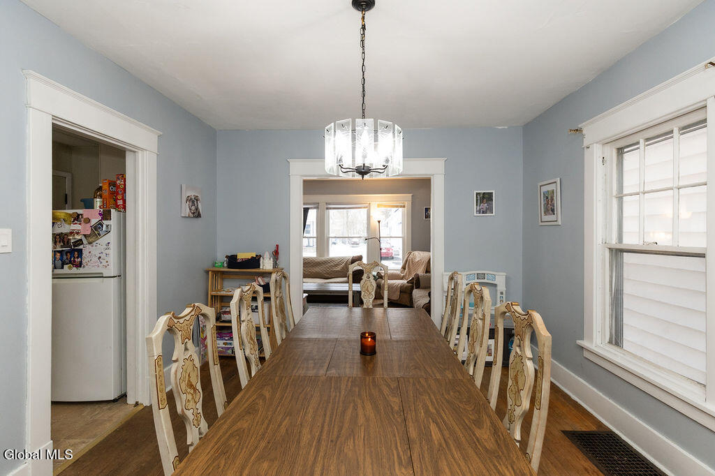 417 Cora Street Schenectady NY 12306