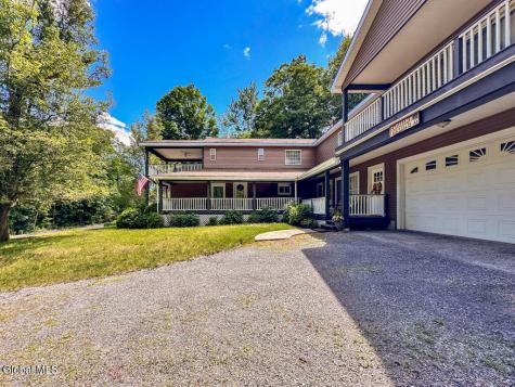 60 Cooper Street Lake George NY 12845