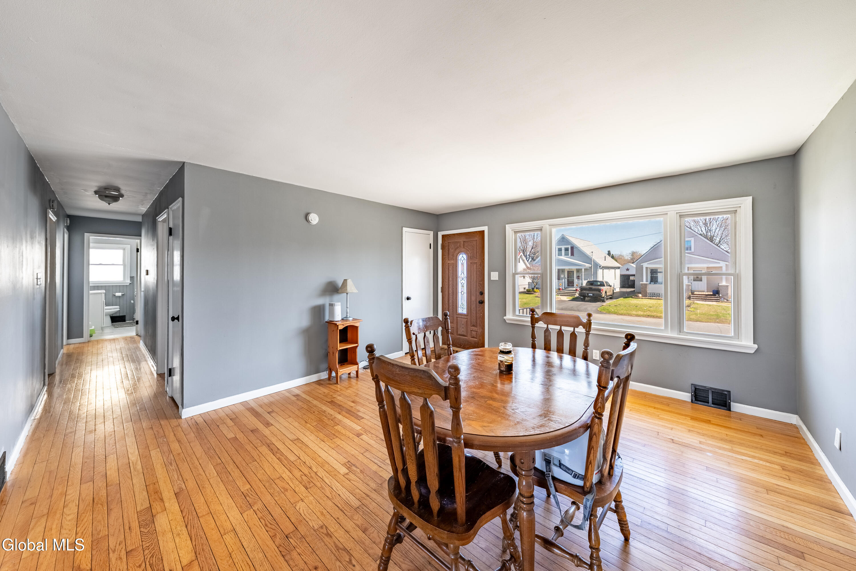 2837 Woodbridge Avenue Rotterdam NY 12306
