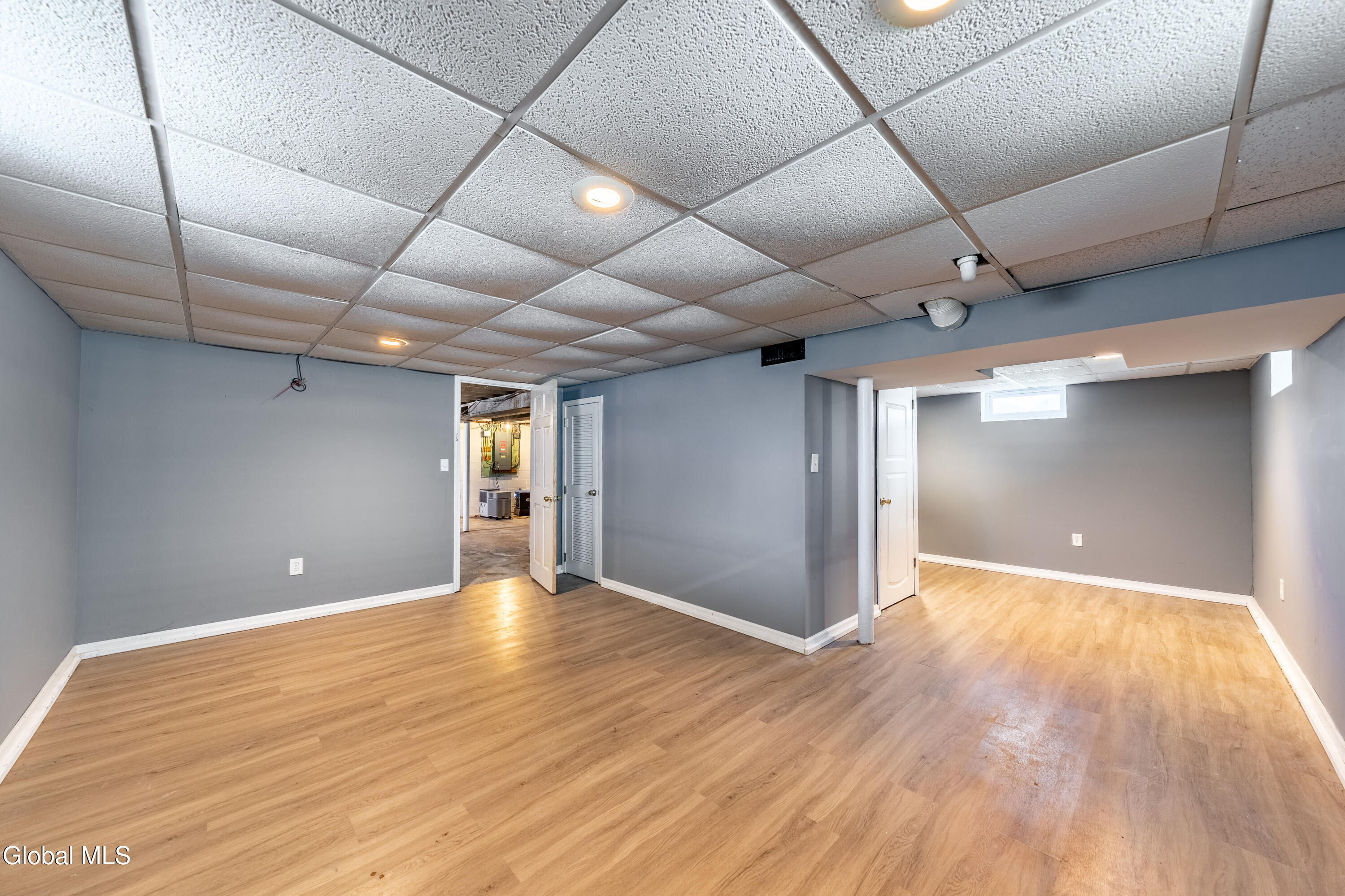 2837 Woodbridge Avenue Rotterdam NY 12306