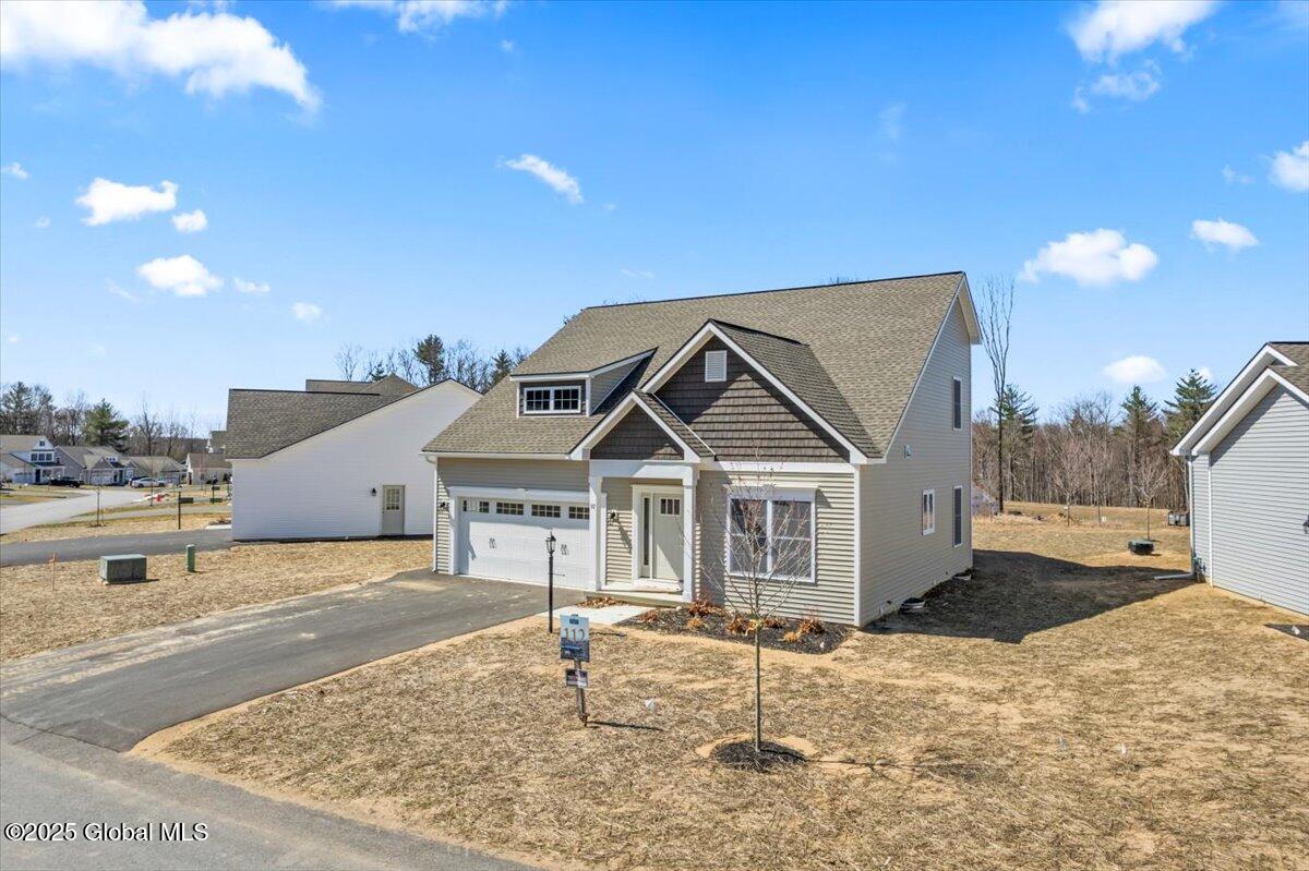 96 Lakepointe Way Saratoga Springs NY 12866