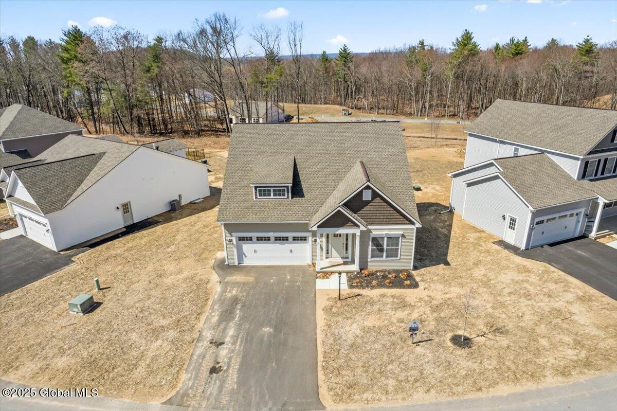 96 Lakepointe Way Saratoga Springs NY 12866