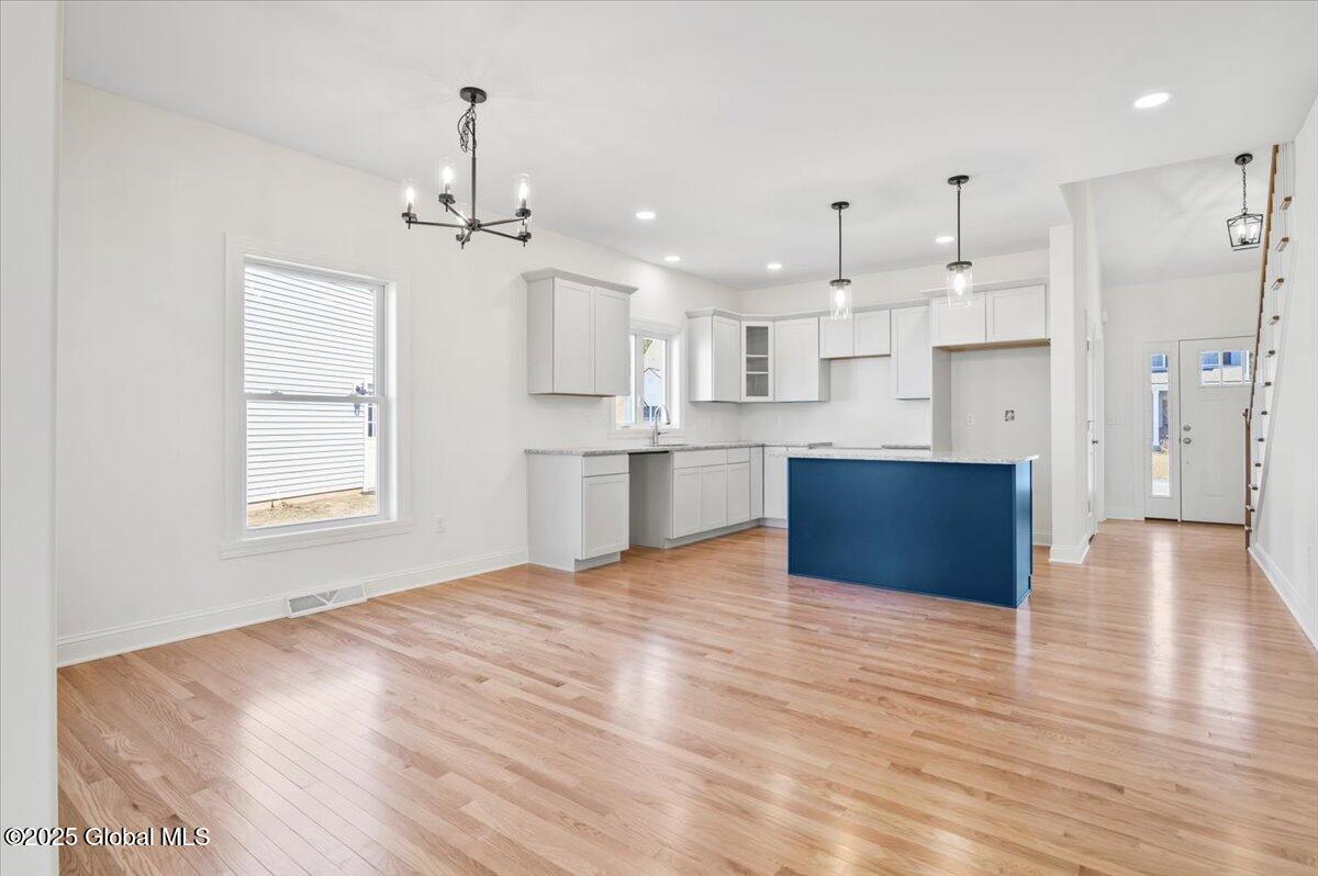 96 Lakepointe Way Saratoga Springs NY 12866