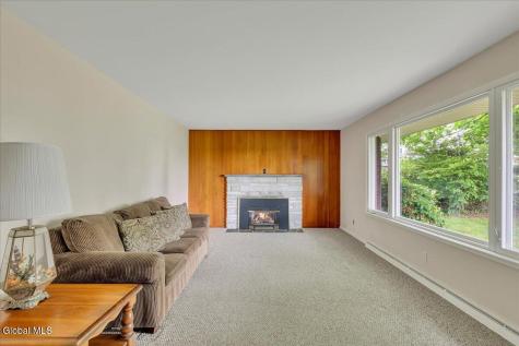 4 Pheasant Lane Castleton NY 12033