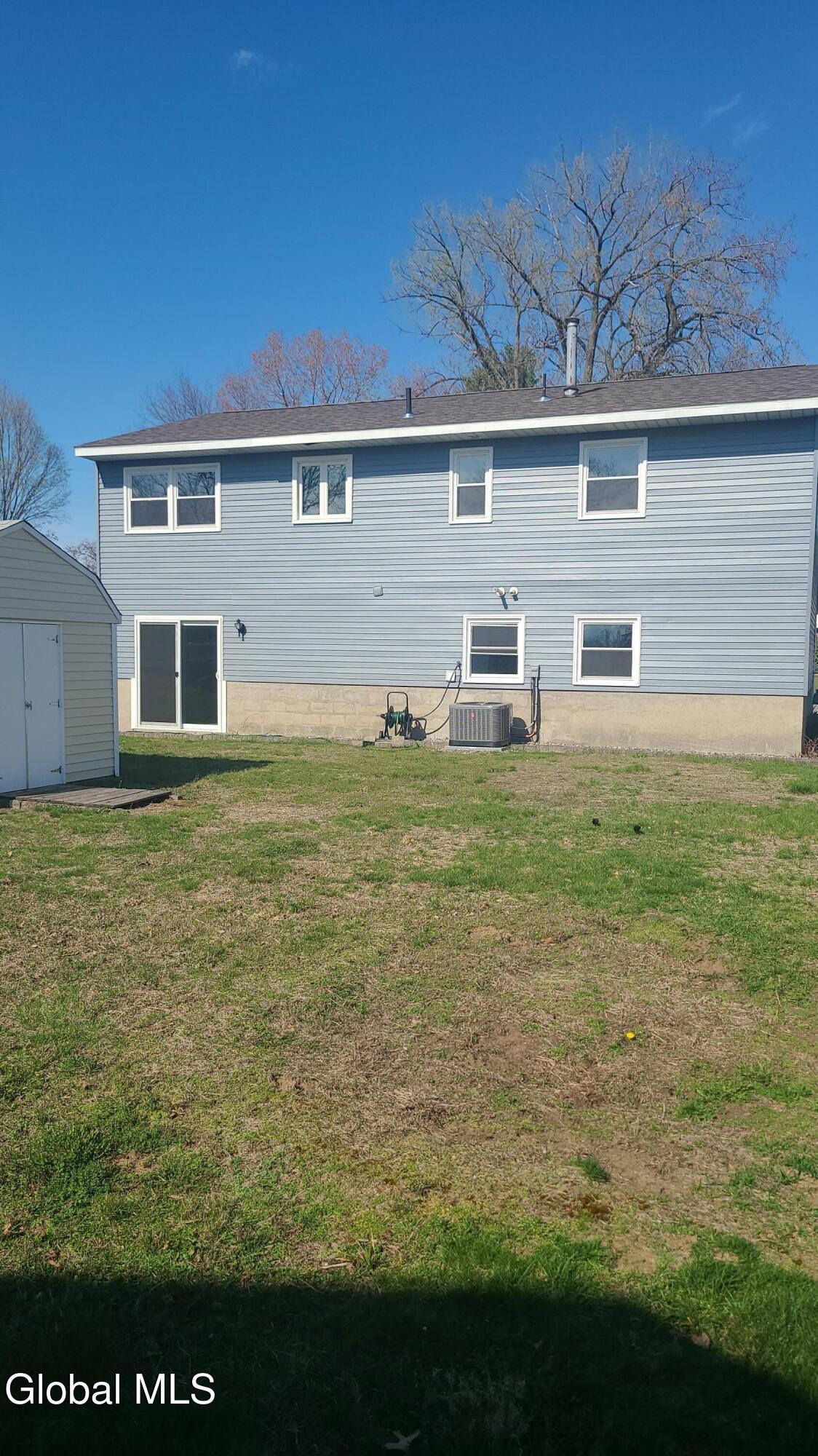 11 Village Park Drive Colonie NY 12205