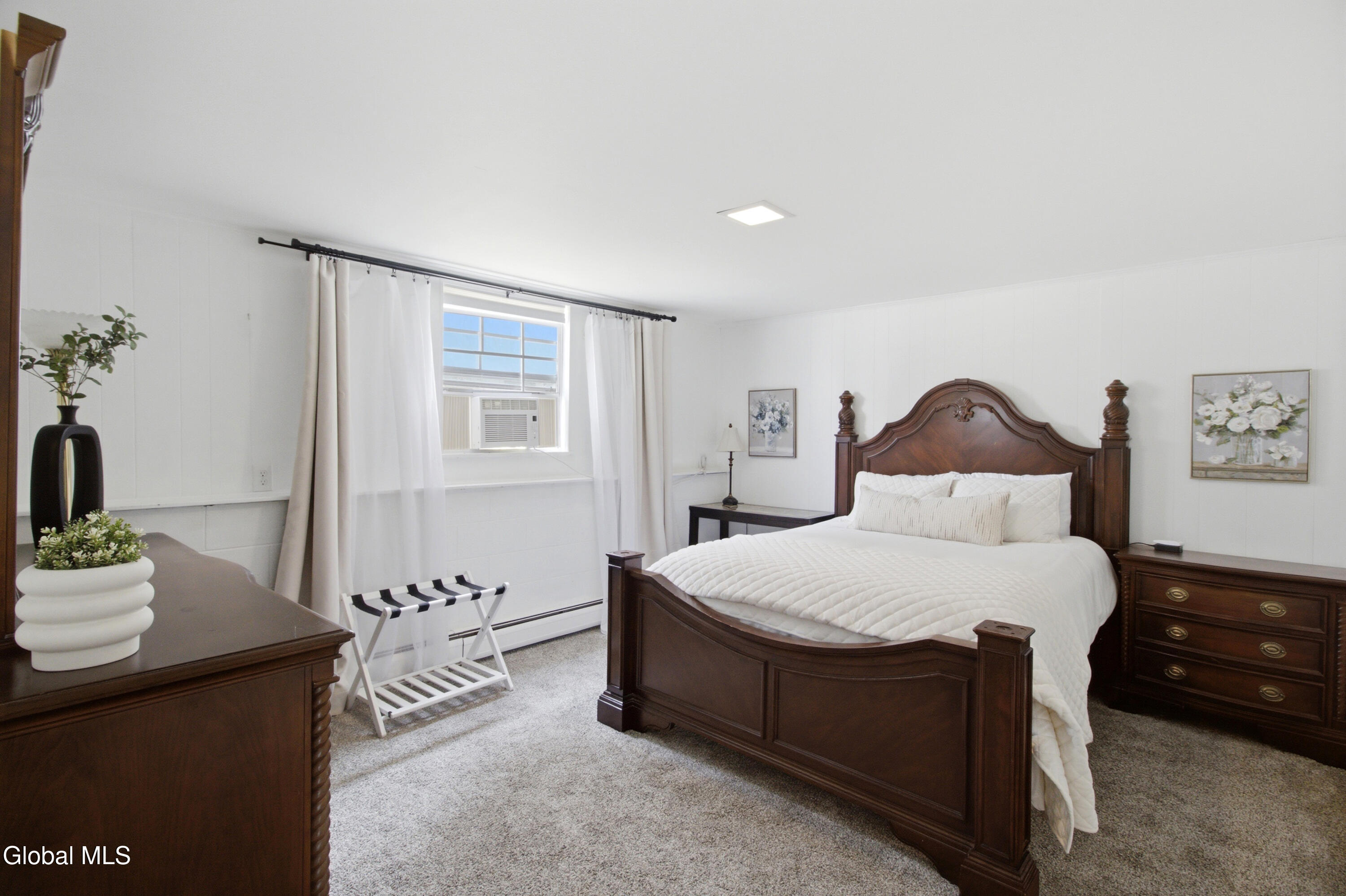 31 Spa Drive Saratoga Springs NY 12866