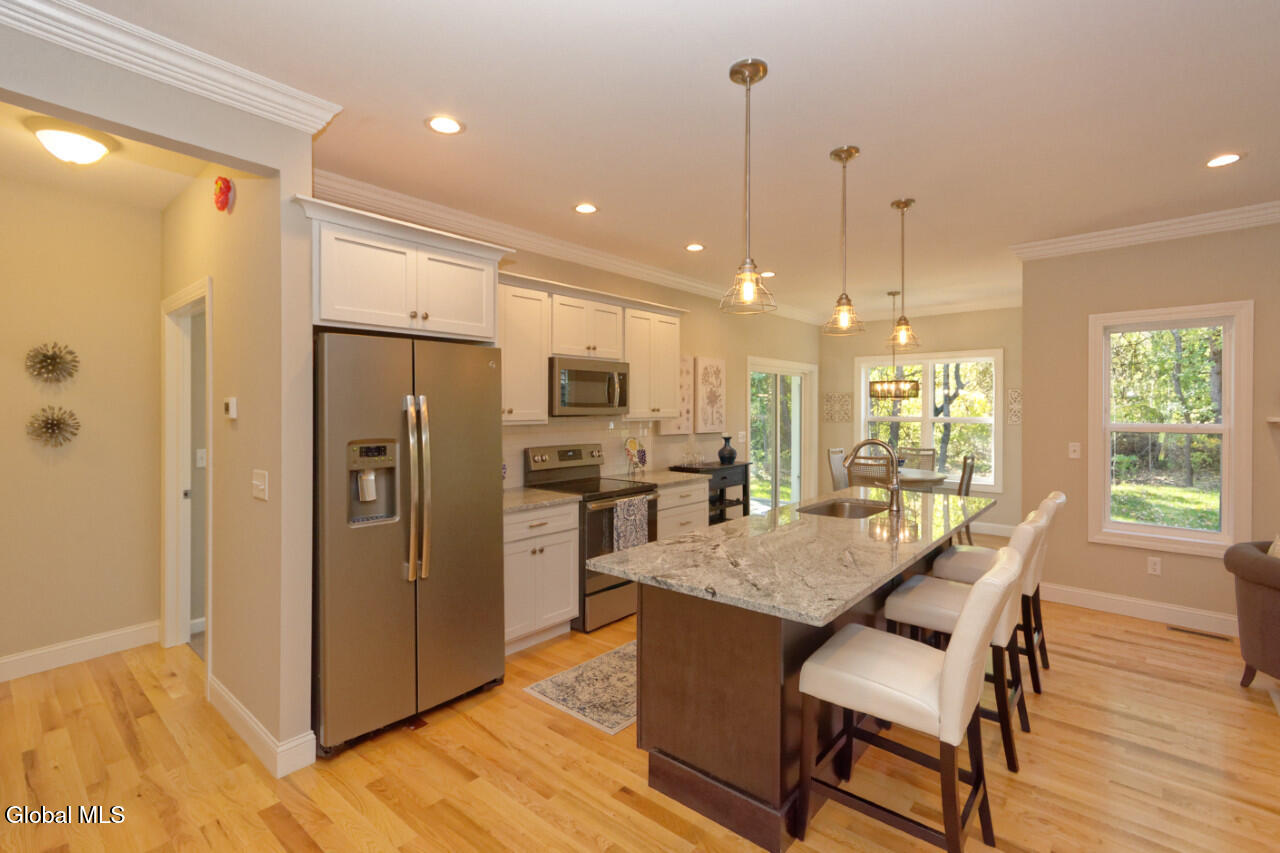5 Dean Thomas Way Queensbury NY 12804