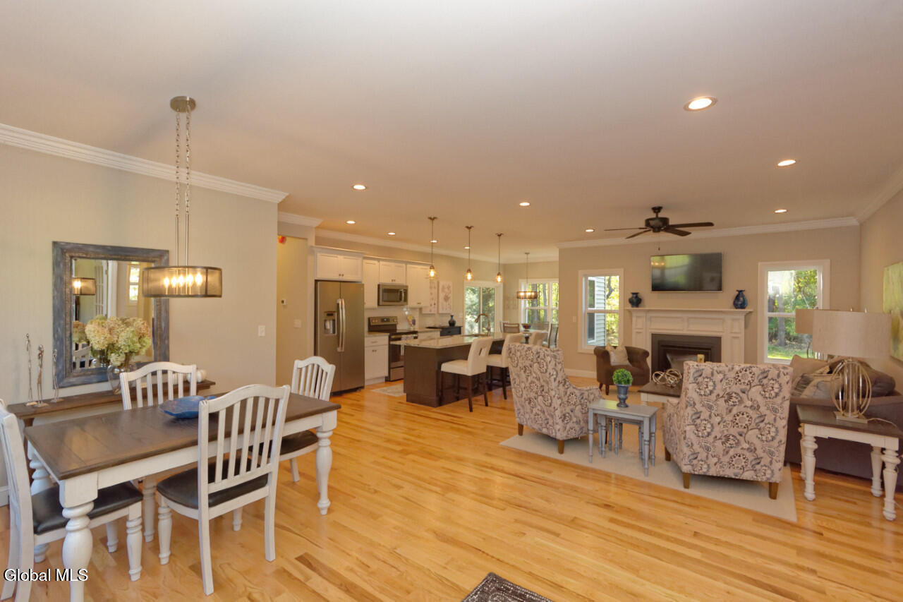 5 Dean Thomas Way Queensbury NY 12804