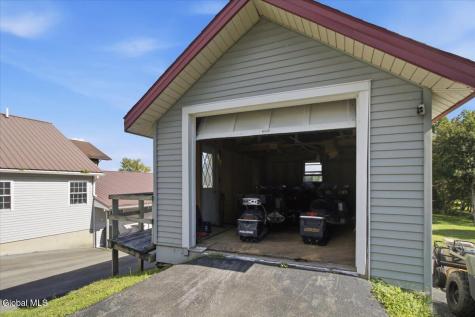 108 Bertrand Road Gloversville NY 12078