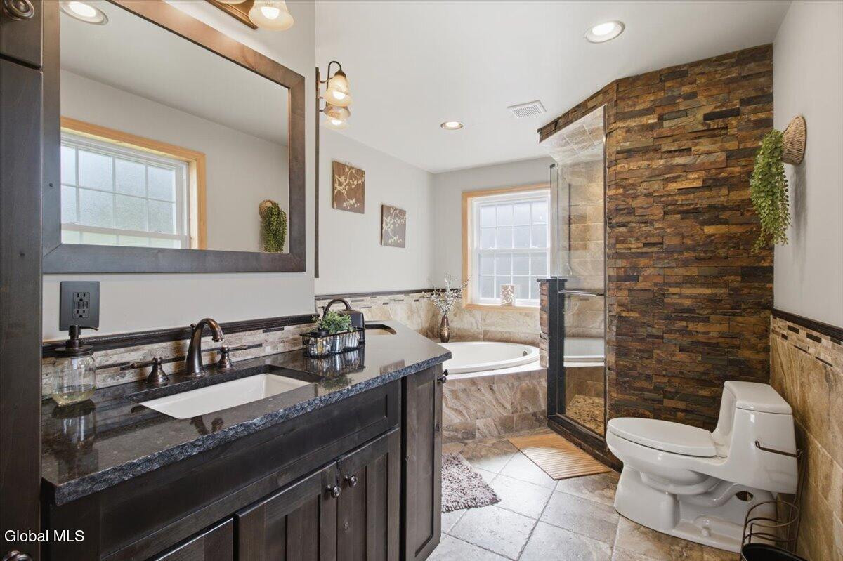 108 Bertrand Road Gloversville NY 12078