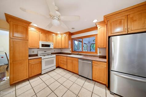 31 Casablanca Court Clifton Park NY 12065