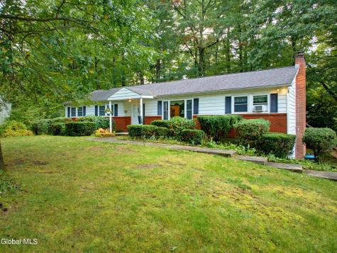 31 Casablanca Court Clifton Park NY 12065