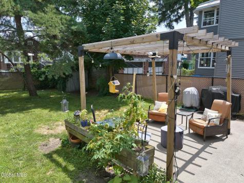 20 Forest Avenue Albany NY 12208