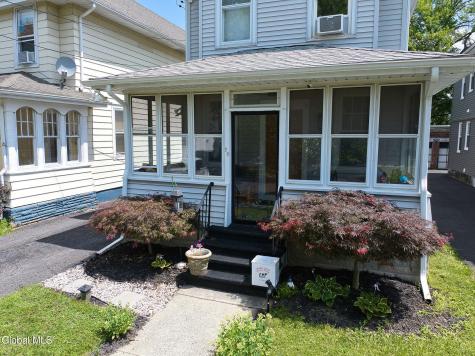 20 Forest Avenue Albany NY 12208