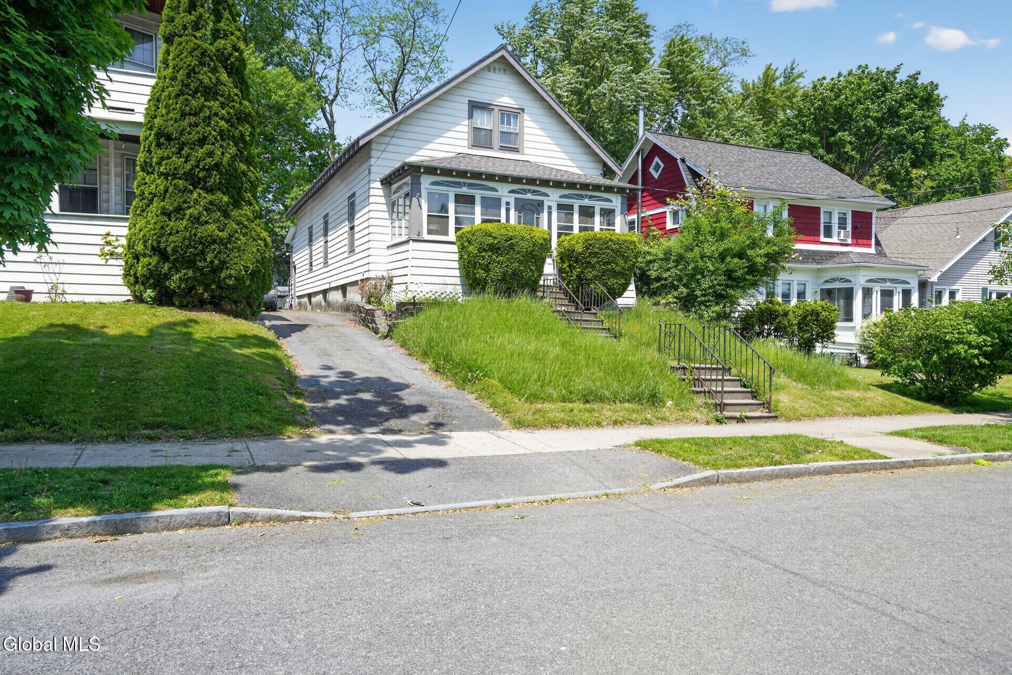 67 Pinewood Avenue Albany NY 12203