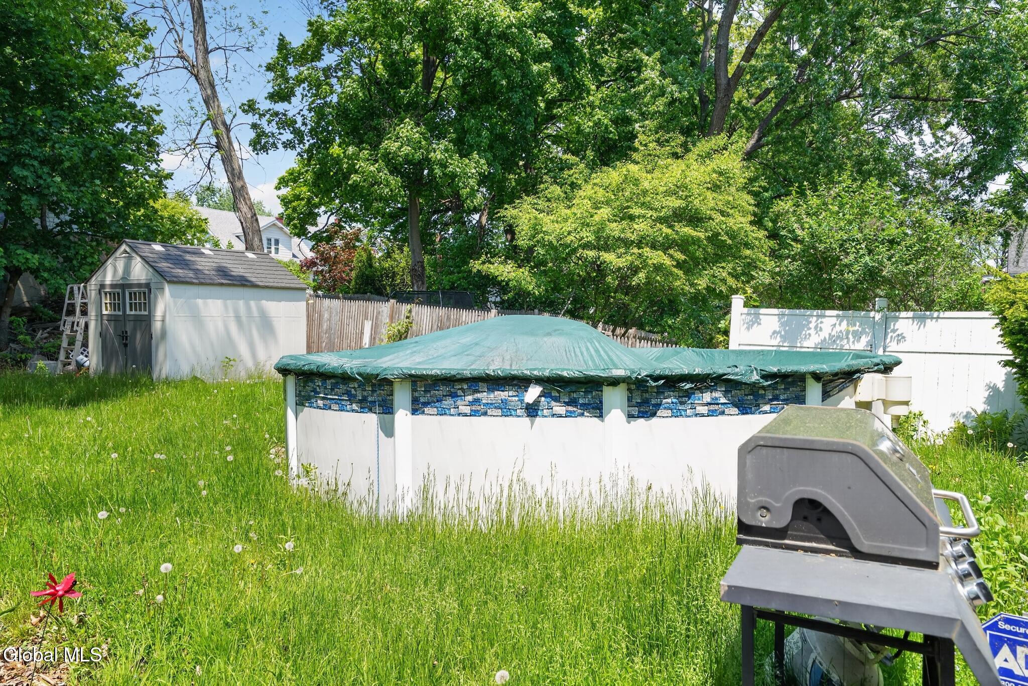 67 Pinewood Avenue Albany NY 12203