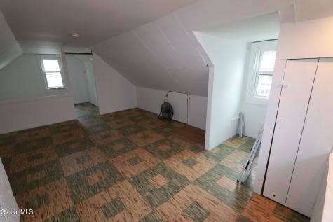 3329 Marie Street Schenectady NY 12304