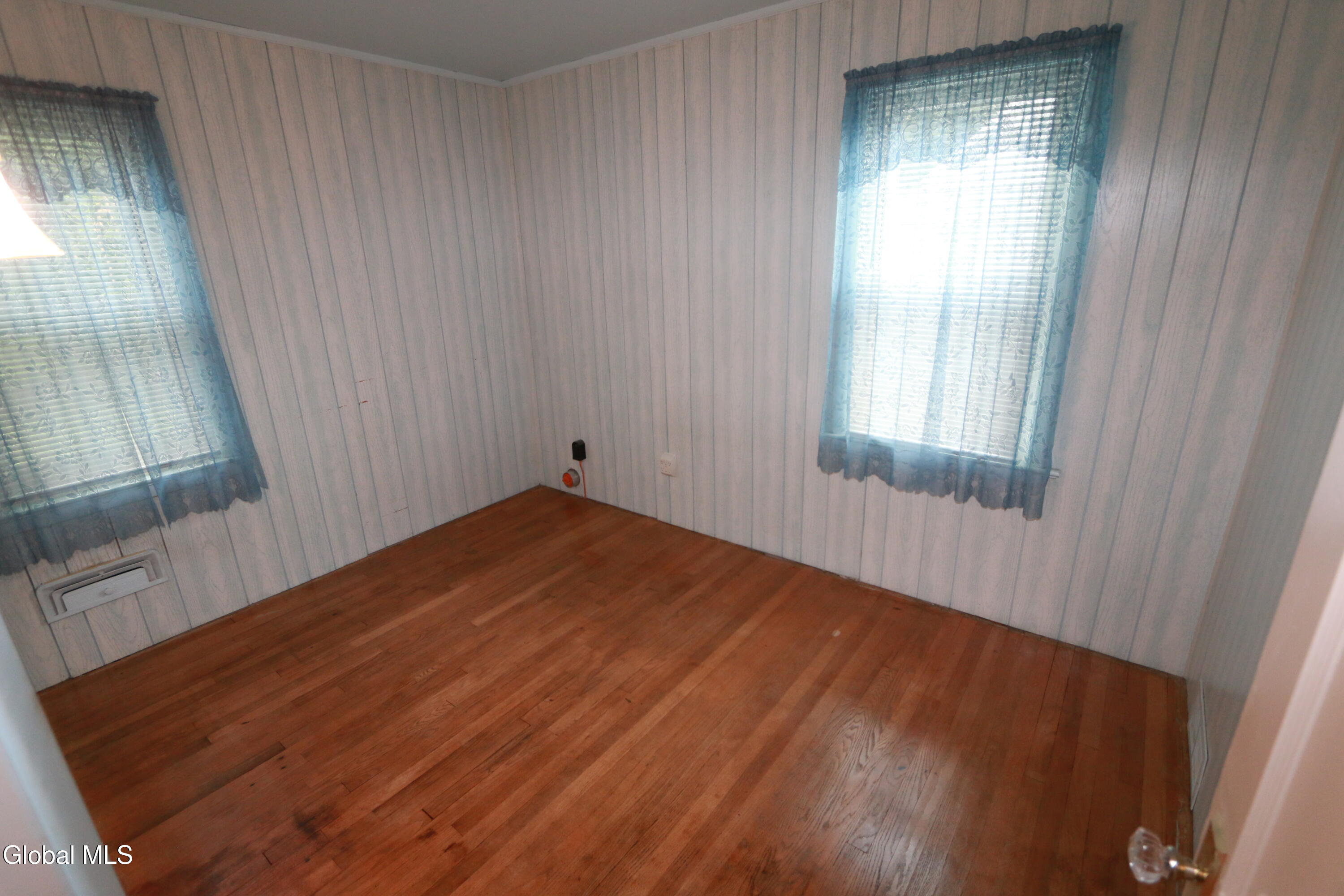 3329 Marie Street Schenectady NY 12304